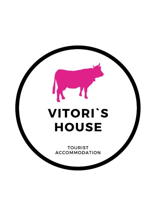 Vitori'S House Tourist Accommodation Ahedo エクステリア 写真